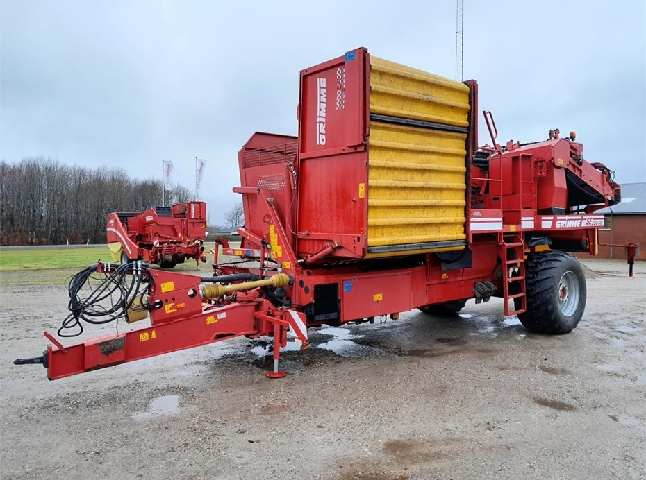Grimme SE 150-60 NB - Burgonyakombájn: 2 kép. Grimme SE 150-60 NB - Burgonyakombájn: 2 kép.