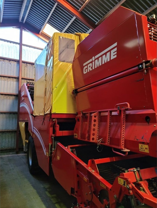 Grimme SE 170-60 XL - Burgonyakombájn: 2 kép. Grimme SE 170-60 XL - Burgonyakombájn: 2 kép.