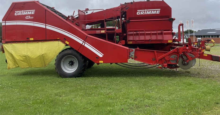 Grimme SE 260 - Burgonyakombájn: 4 kép. Grimme SE 260 - Burgonyakombájn: 4 kép.