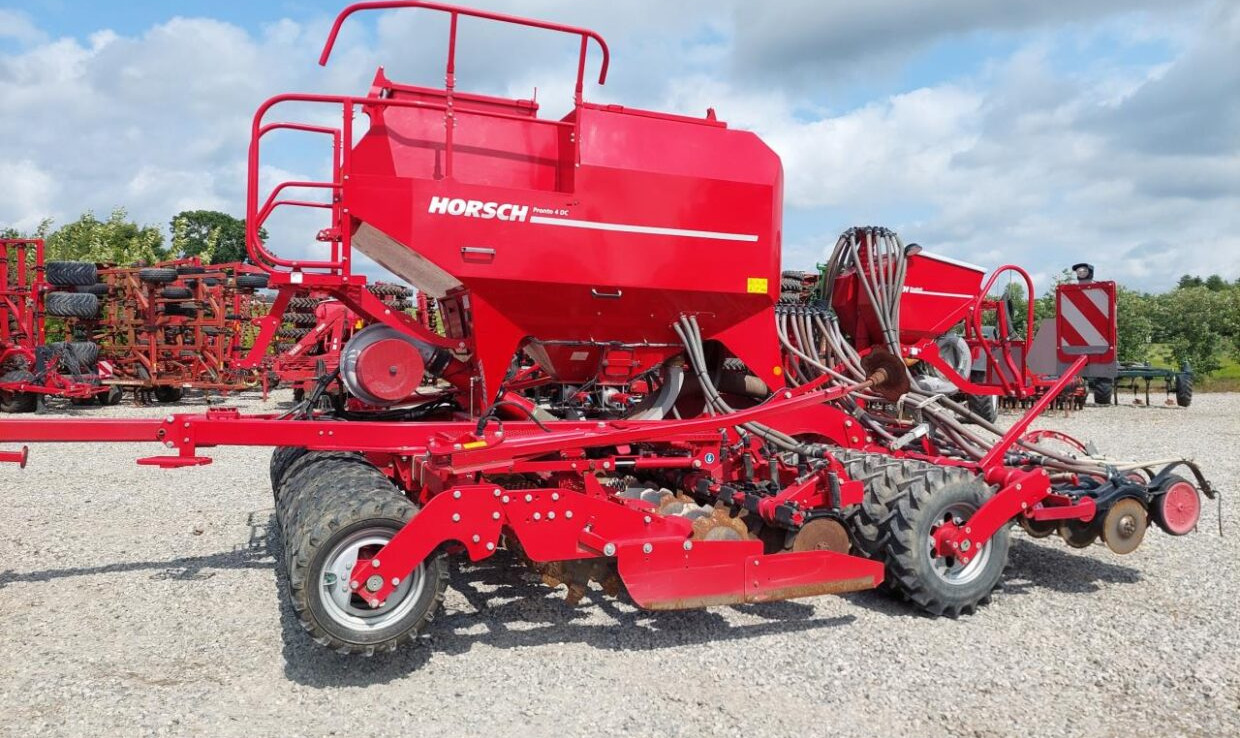 Horsch Pronto 4 DC PPF med DouDrill - Szemenkénti vetőgép: 2 kép. Horsch Pronto 4 DC PPF med DouDrill - Szemenkénti vetőgép: 2 kép.