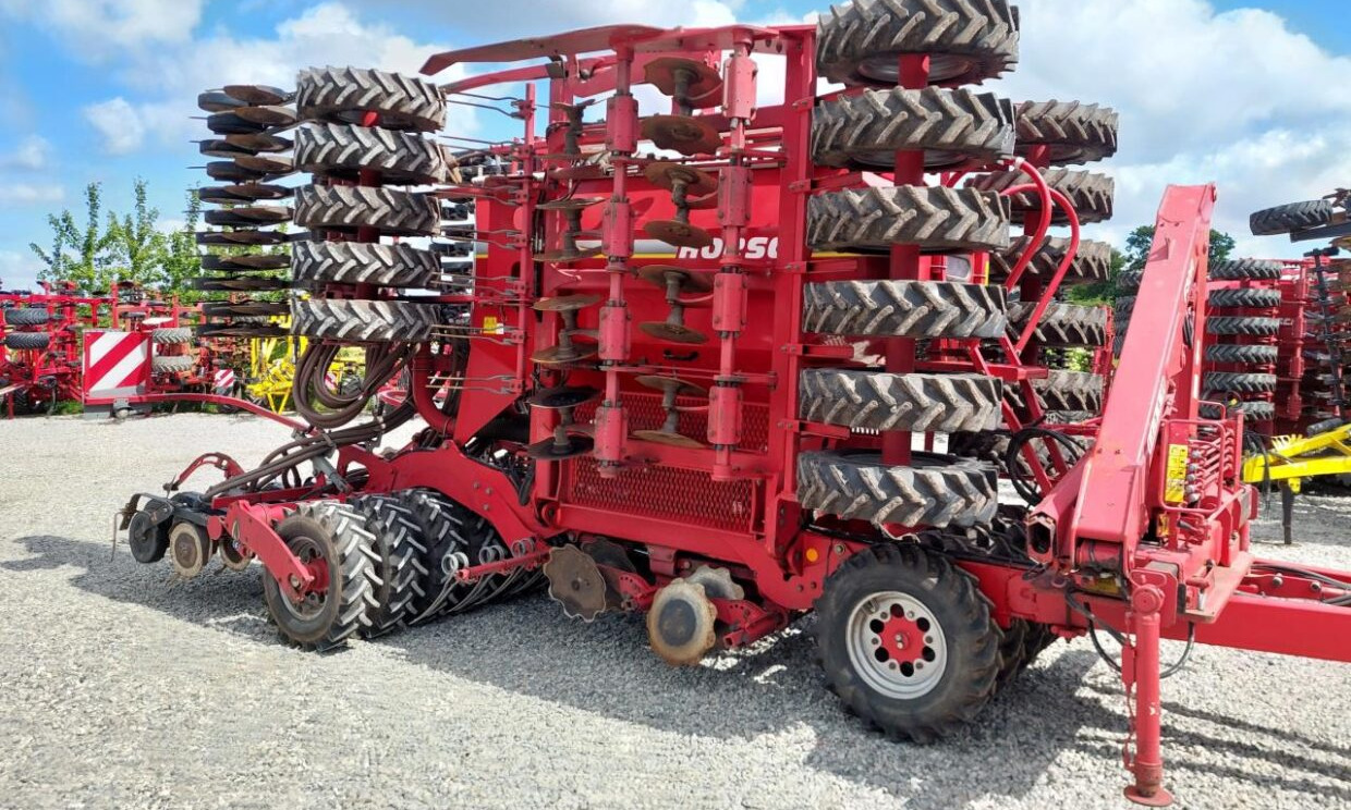 Horsch Pronto 6 DC - Szemenkénti vetőgép: 5 kép. Horsch Pronto 6 DC - Szemenkénti vetőgép: 5 kép.
