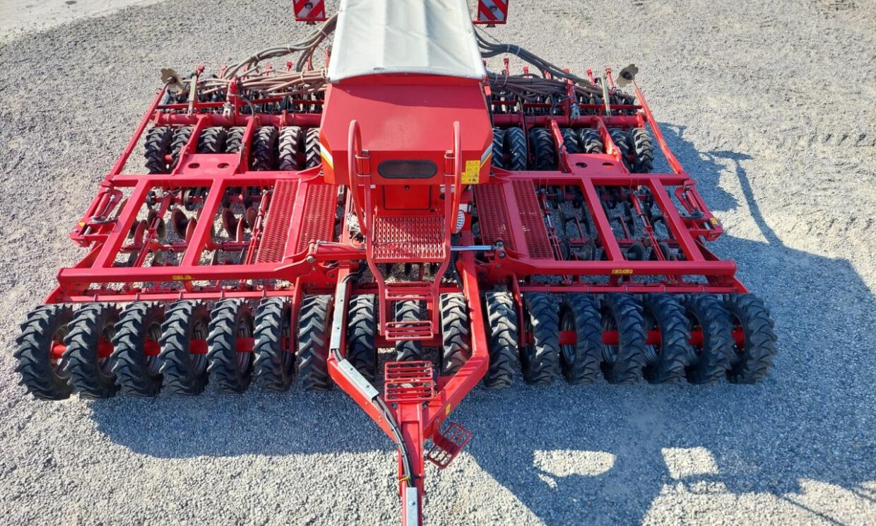 Horsch Pronto 6 DC med DouDrill - Szemenkénti vetőgép: 5 kép. Horsch Pronto 6 DC med DouDrill - Szemenkénti vetőgép: 5 kép.