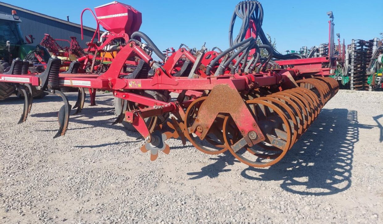 Horsch Terrano 6 FM med DuoDrill - Borona: 3 kép. Horsch Terrano 6 FM med DuoDrill - Borona: 3 kép.