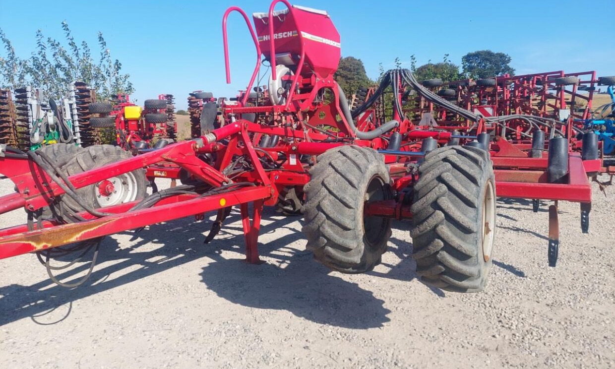 Horsch Terrano 6 FM med DuoDrill - Borona: 2 kép. Horsch Terrano 6 FM med DuoDrill - Borona: 2 kép.