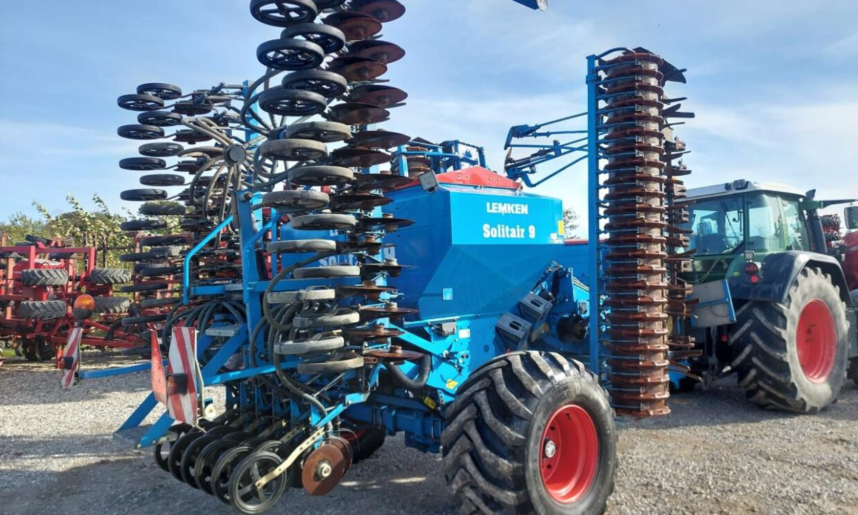 Lemken Solitair 9/600/Zirkon 10/600KA - Kombinált vetőgép: 3 kép. Lemken Solitair 9/600/Zirkon 10/600KA - Kombinált vetőgép: 3 kép.