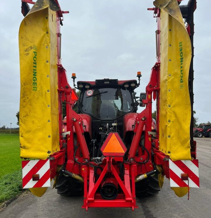 Pöttinger Novacat 8600 +Alpha Motion 306 - Fűkasza: 3 kép. Pöttinger Novacat 8600 +Alpha Motion 306 - Fűkasza: 3 kép.