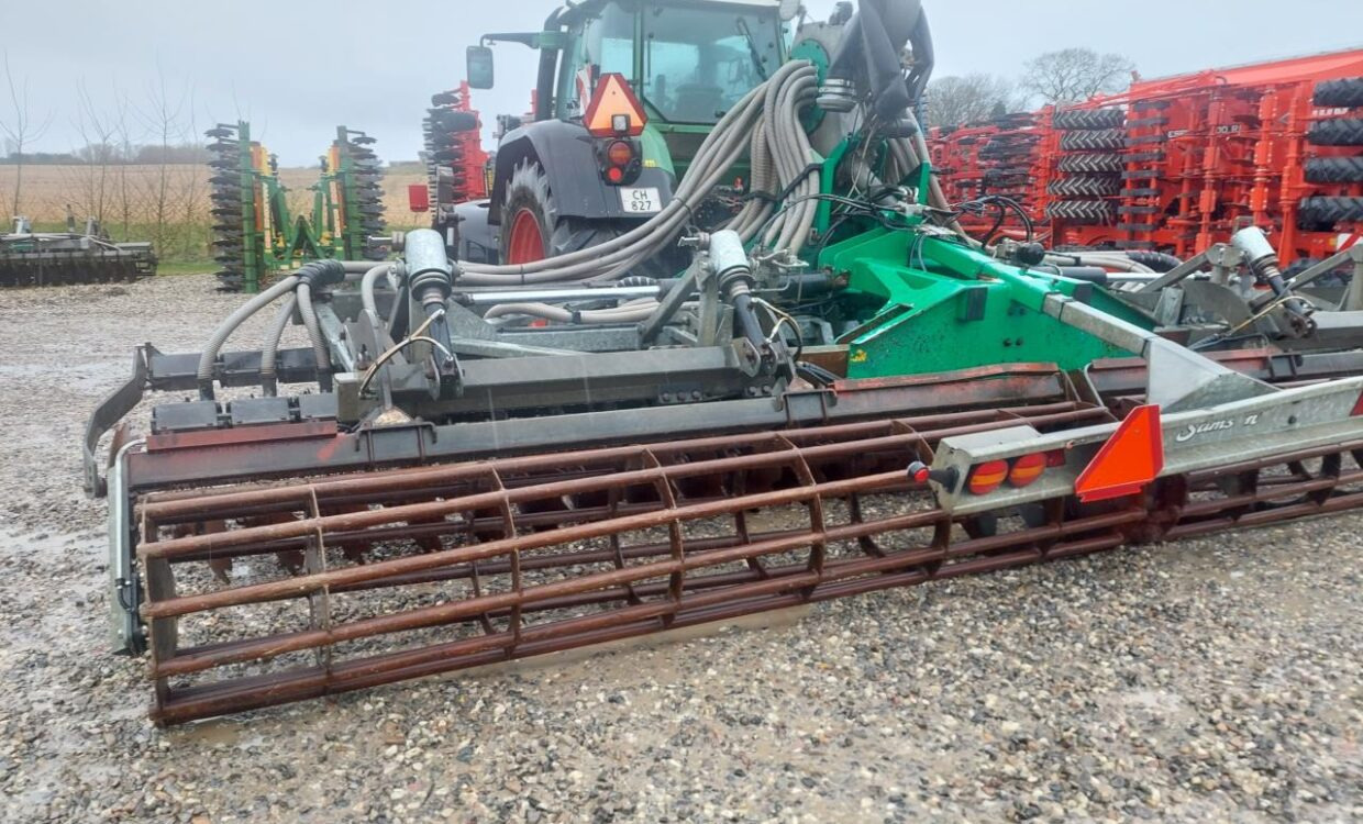 Samson SD 700 Discnedfælder - Hígtrágya kijuttatás: 2 kép. Samson SD 700 Discnedfælder - Hígtrágya kijuttatás: 2 kép.