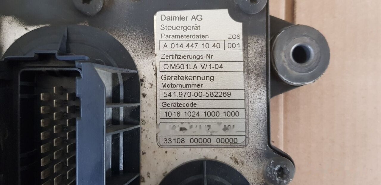 A 014 447 1040 Mercedes-Benz ACTROS - ECU - Teherautó: 1 kép. A 014 447 1040 Mercedes-Benz ACTROS - ECU - Teherautó: 1 kép.