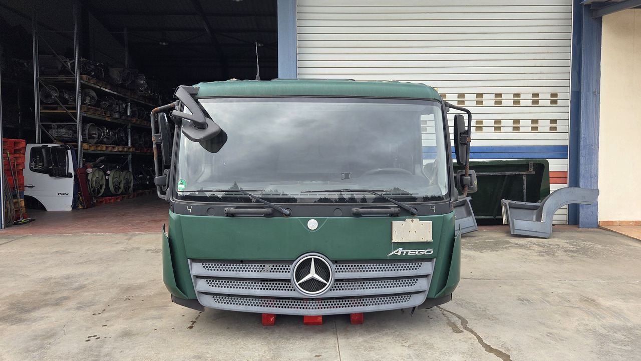 MERCEDES-BENZ ATEGO EURO 6 - Fülke - Teherautó: 2 kép. MERCEDES-BENZ ATEGO EURO 6 - Fülke - Teherautó: 2 kép.