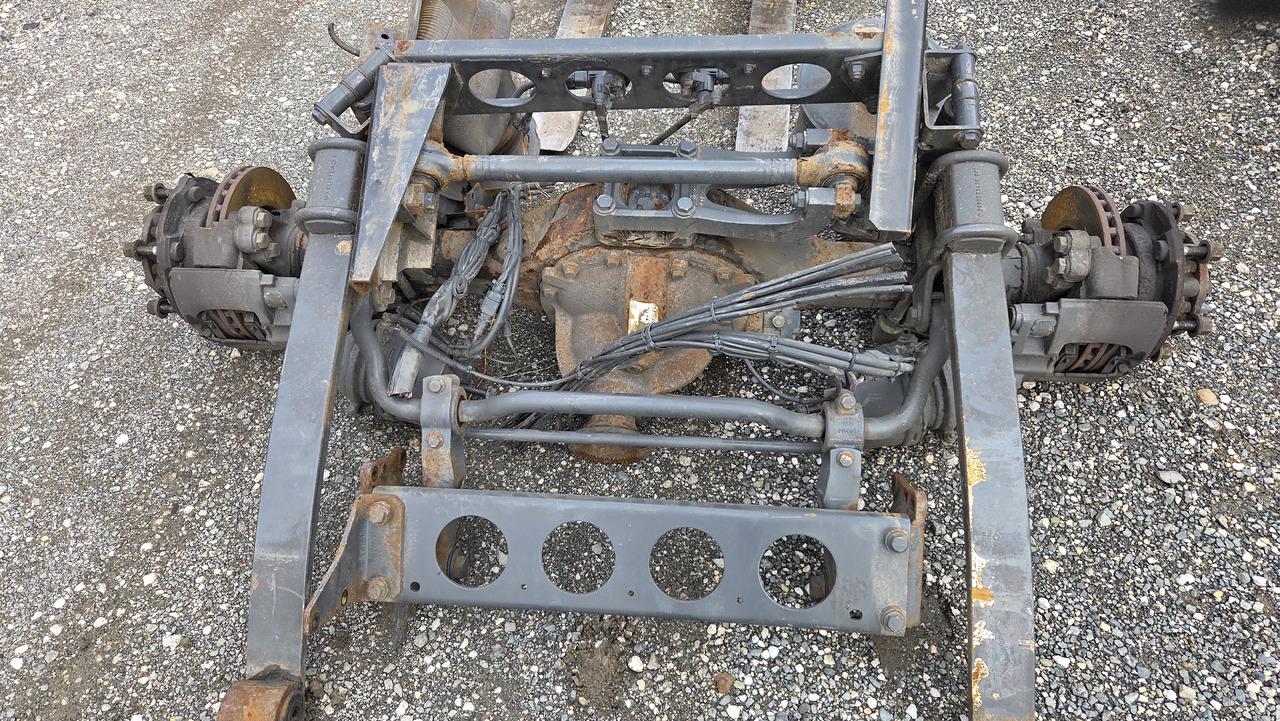 MERCEDES-BENZ REAL AXLE MERCEDES ATEGO EURO 6 - Differenciálmű - Teherautó: 1 kép. MERCEDES-BENZ REAL AXLE MERCEDES ATEGO EURO 6 - Differenciálmű - Teherautó: 1 kép.