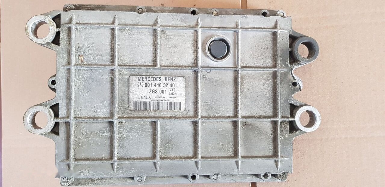 Mercedes-Benz A 001 446 3240 Mercedes-Benz - ECU - Teherautó: 4 kép. Mercedes-Benz A 001 446 3240 Mercedes-Benz - ECU - Teherautó: 4 kép.