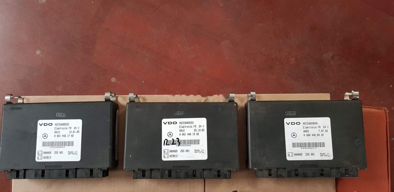 Mercedes-Benz ACTROS ATEGO - ECU - Teherautó: 2 kép. Mercedes-Benz ACTROS ATEGO - ECU - Teherautó: 2 kép.