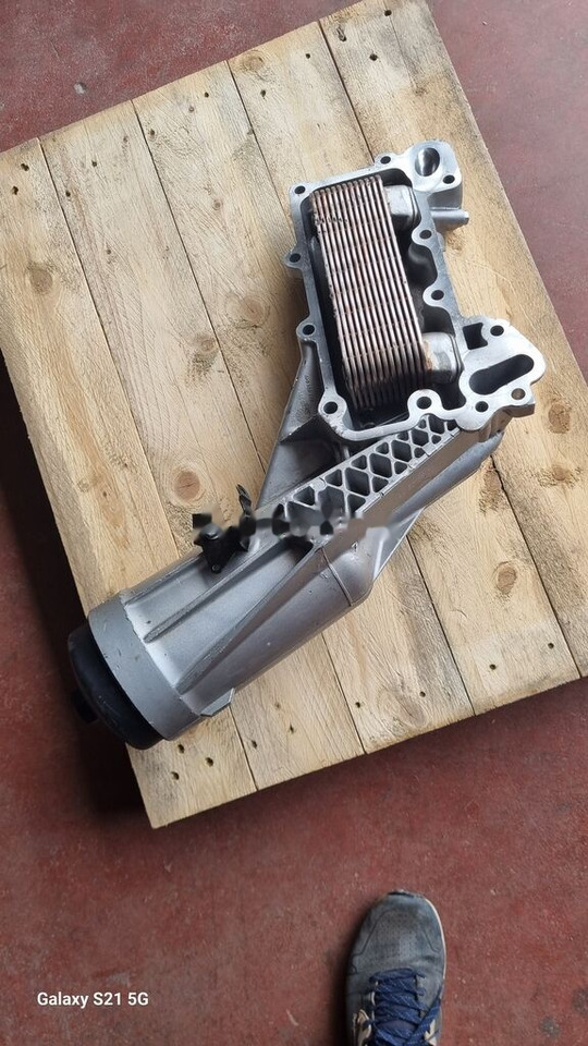 Mercedes-Benz OIL COOLER A 4571803110 Mercedes-Benz - Olajhűtő - Teherautó: 4 kép. Mercedes-Benz OIL COOLER A 4571803110 Mercedes-Benz - Olajhűtő - Teherautó: 4 kép.