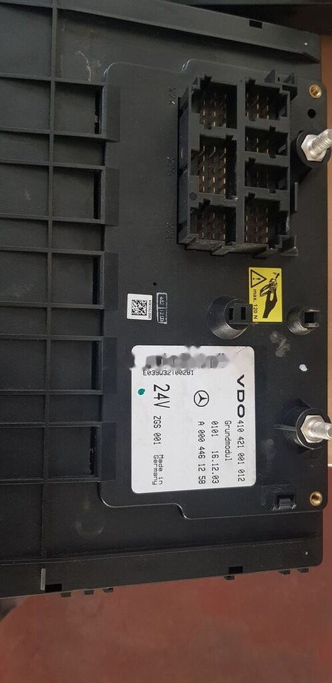Mercedes-Benz instrumend panel   Mercedes-Benz ACTROS MP2 - Műszerfal - Teherautó: 3 kép. Mercedes-Benz instrumend panel   Mercedes-Benz ACTROS MP2 - Műszerfal - Teherautó: 3 kép.