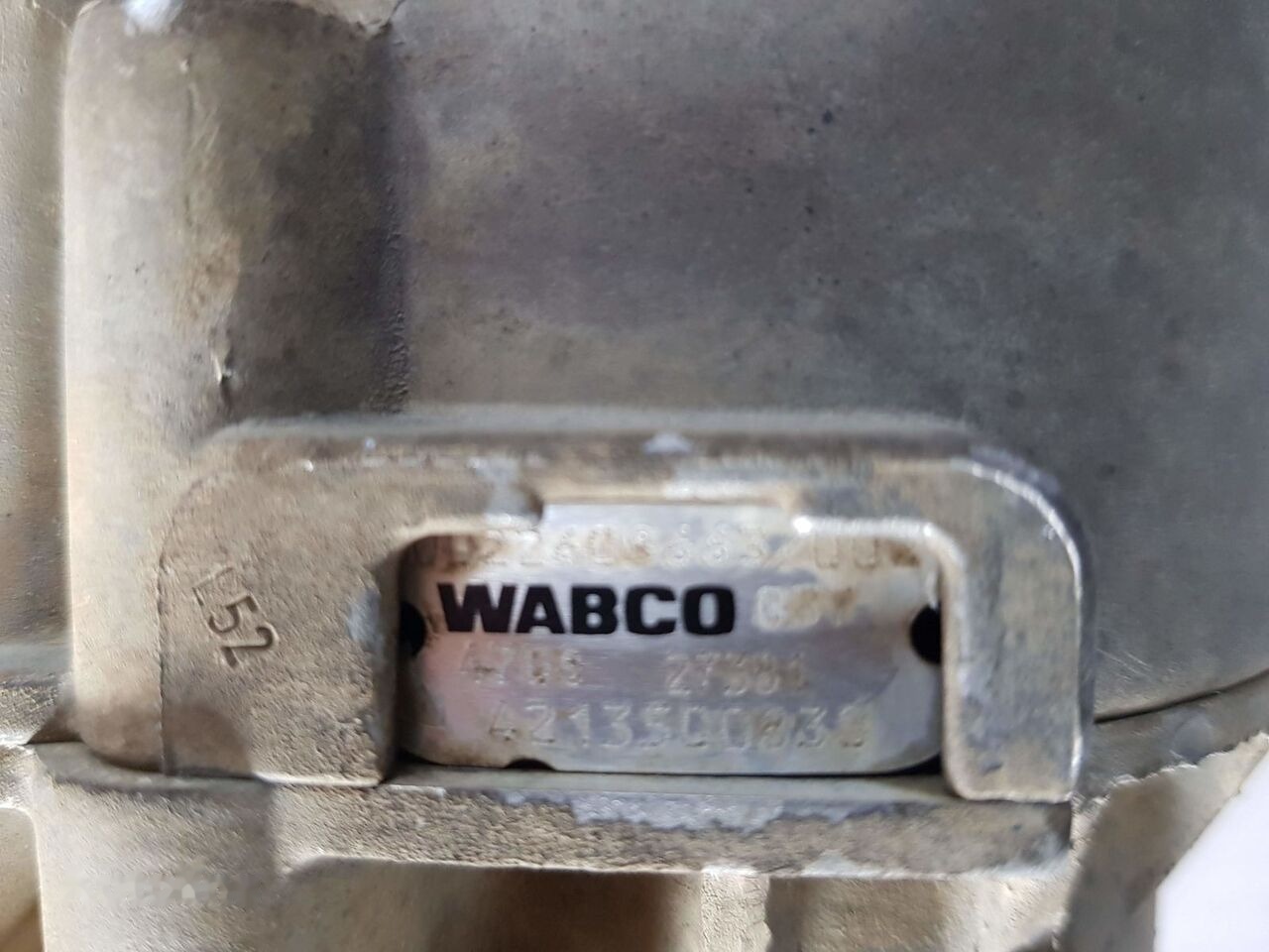 WABCO GEAR CYLINDER 002 260 85 63 Mercedes-Benz ACTROS MB3 - ECU - Teherautó: 1 kép. WABCO GEAR CYLINDER 002 260 85 63 Mercedes-Benz ACTROS MB3 - ECU - Teherautó: 1 kép.