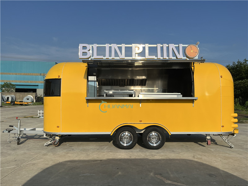 Sales Trailer Food Truck, Food Trailer, Mobile Kitchen - Büfékocsi: 4 kép. Sales Trailer Food Truck, Food Trailer, Mobile Kitchen - Büfékocsi: 4 kép.