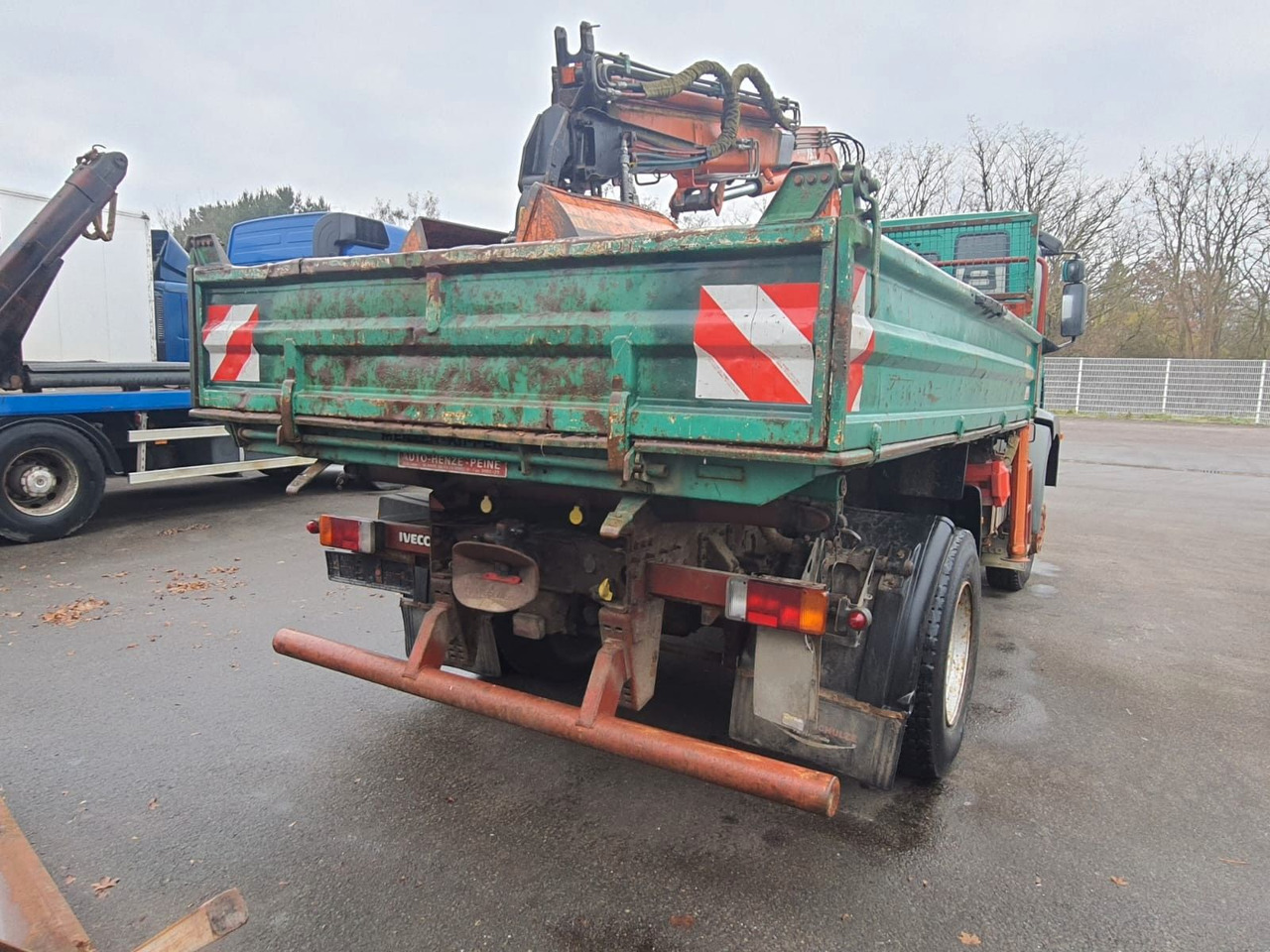 Iveco ML140E18 Dreiseitenkipper 4x4 mit Kran+Greifere - Billenőplatós teherautó: 4 kép. Iveco ML140E18 Dreiseitenkipper 4x4 mit Kran+Greifere - Billenőplatós teherautó: 4 kép.