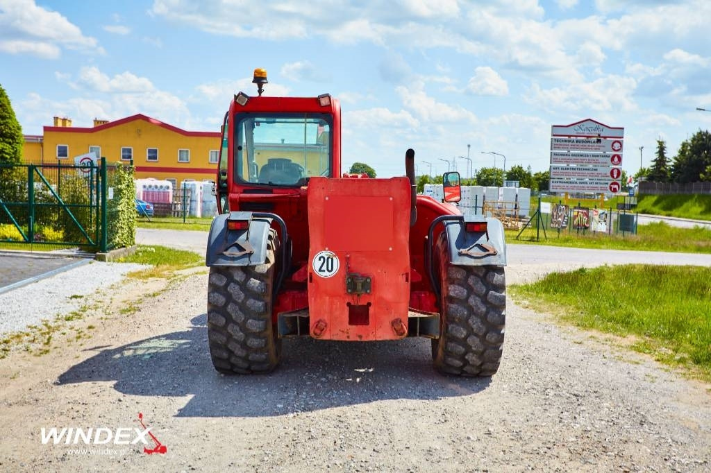 Merlo P 55.9 CS - Teleszkópos rakodó: 3 kép. Merlo P 55.9 CS - Teleszkópos rakodó: 3 kép.