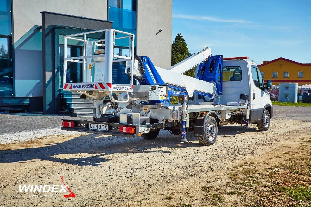 Multitel HX 200 EX - Emelőkosaras teherautó: 2 kép. Multitel HX 200 EX - Emelőkosaras teherautó: 2 kép.