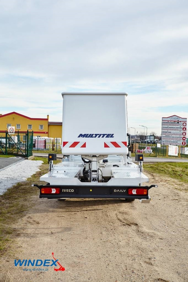 Multitel MT 204 EX - Emelőkosaras teherautó: 4 kép. Multitel MT 204 EX - Emelőkosaras teherautó: 4 kép.