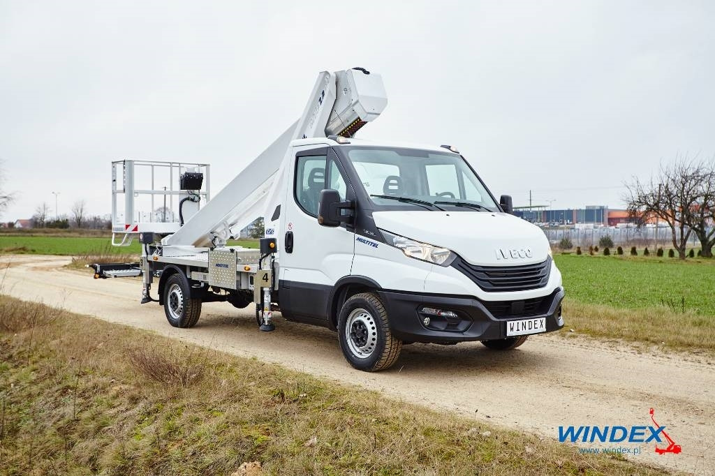 Multitel MTE 230 EX - Teleszkópos emelő: 3 kép. Multitel MTE 230 EX - Teleszkópos emelő: 3 kép.