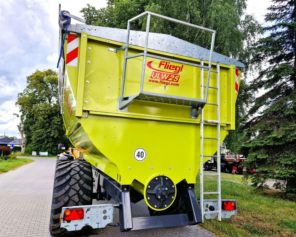 Fliegl Fliegl ULW 25 - Mezőgazdasági pótkocsi: 2 kép. Fliegl Fliegl ULW 25 - Mezőgazdasági pótkocsi: 2 kép.
