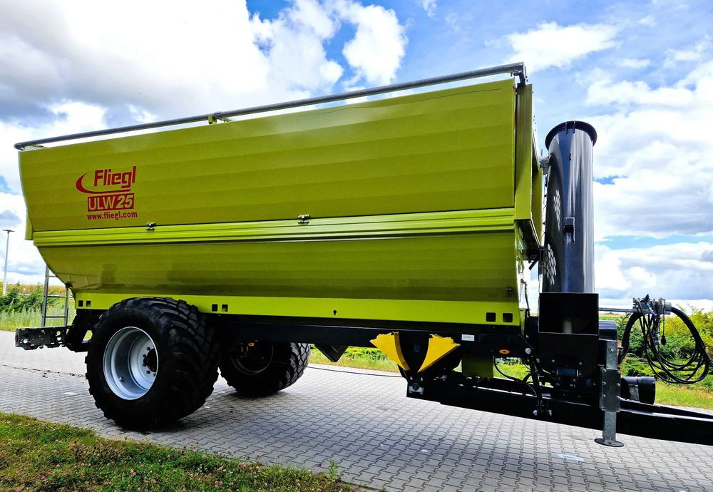 Fliegl Fliegl ULW 25 - Mezőgazdasági pótkocsi: 5 kép. Fliegl Fliegl ULW 25 - Mezőgazdasági pótkocsi: 5 kép.