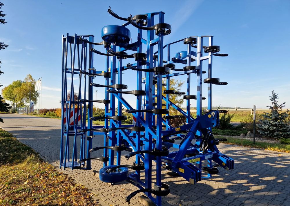 Köckerling Allrounder 600 - Talajművelő gep: 2 kép. Köckerling Allrounder 600 - Talajművelő gep: 2 kép.