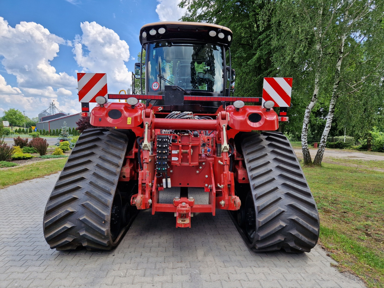 Lánctalpas traktor Versatile 610 Delta Track: 7 kép.