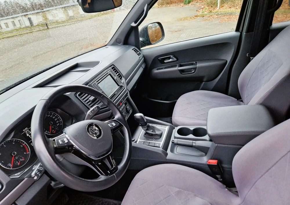 Volkswagen Amarok 3.0 V6 TDI 4Mot Dark Label - Terepjáró/ SUV: 4 kép. Volkswagen Amarok 3.0 V6 TDI 4Mot Dark Label - Terepjáró/ SUV: 4 kép.