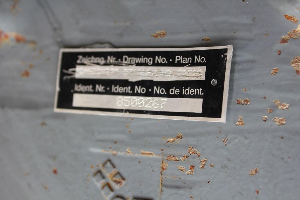 Liebherr R 924 compact - Alkatrész - Lánctalpas kotró: 5 kép. Liebherr R 924 compact - Alkatrész - Lánctalpas kotró: 5 kép.