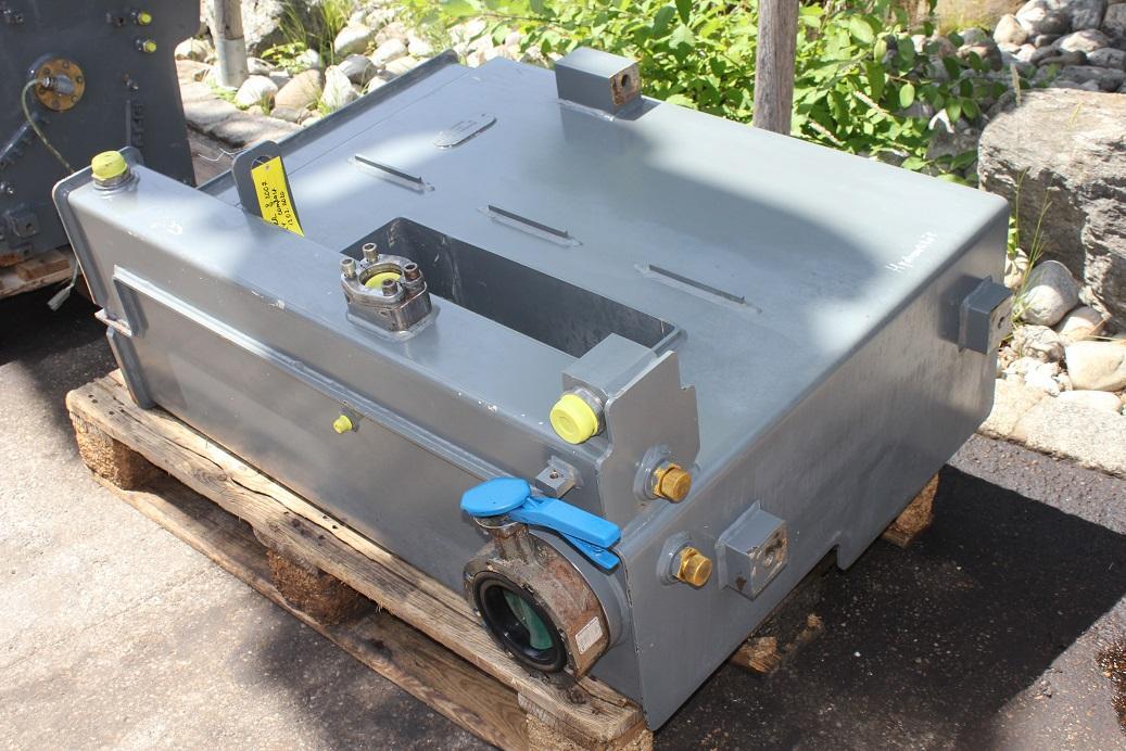 Liebherr R 924 compact - Alkatrész - Lánctalpas kotró: 2 kép. Liebherr R 924 compact - Alkatrész - Lánctalpas kotró: 2 kép.