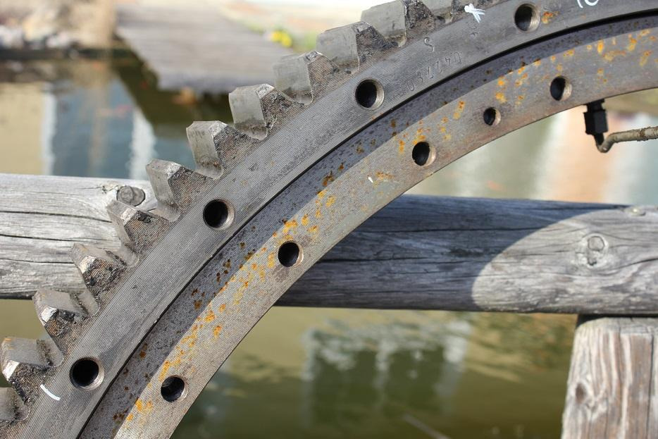 Atlas 1602E - Elforduló gyűrű - Építőipari gépek: 2 kép. Atlas 1602E - Elforduló gyűrű - Építőipari gépek: 2 kép.