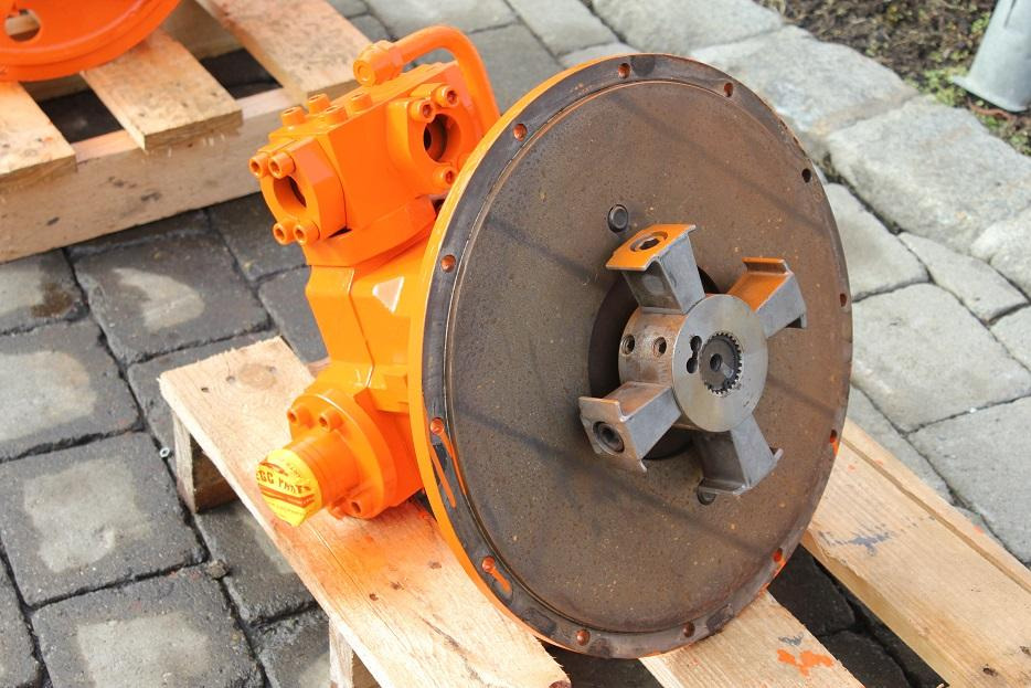 Atlas 1604 LC , Linde HPR - Hidraulikus szivattyú - Építőipari gépek: 3 kép. Atlas 1604 LC , Linde HPR - Hidraulikus szivattyú - Építőipari gépek: 3 kép.