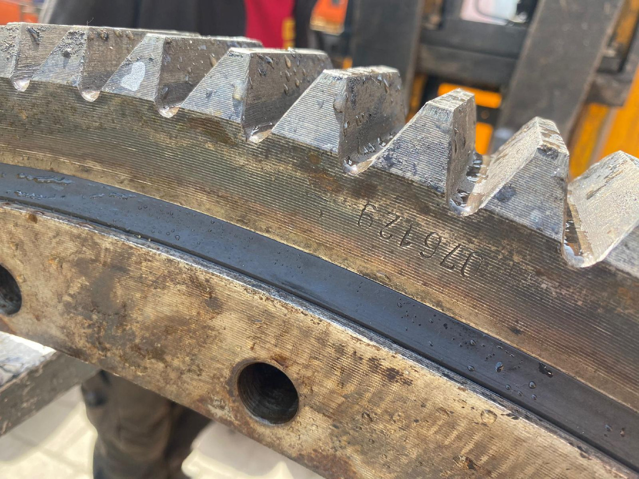 Atlas , O&K - Elforduló gyűrű - Építőipari gépek: 4 kép. Atlas , O&K - Elforduló gyűrű - Építőipari gépek: 4 kép.