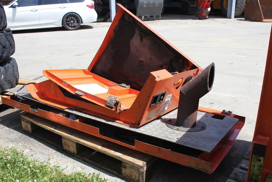 Atlas Terex 1905 M - Karosszéria és külső - Kotrógép: 1 kép. Atlas Terex 1905 M - Karosszéria és külső - Kotrógép: 1 kép.