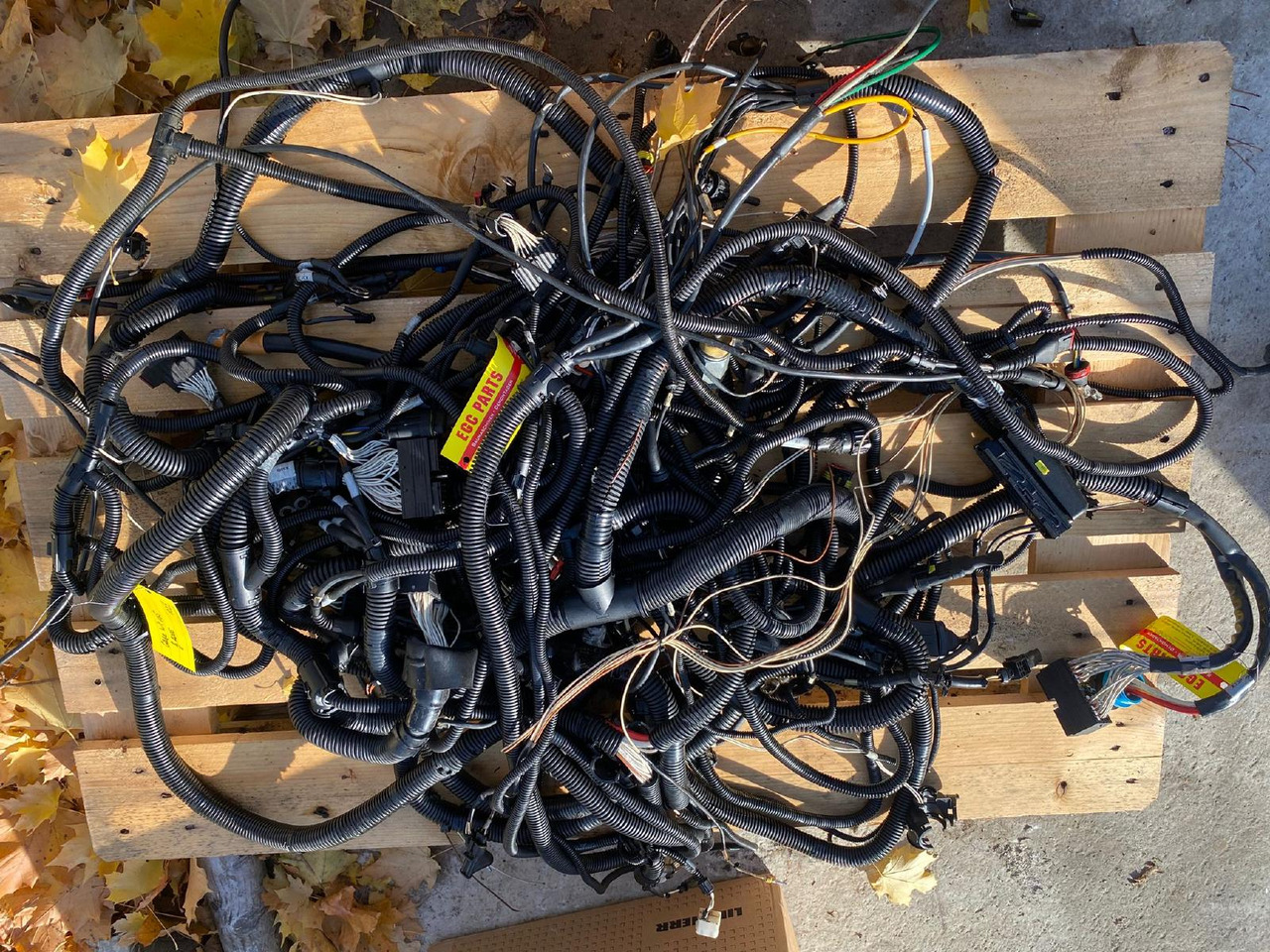 Case WX 165 - Kábel/ Kábelkorbácso - Építőipari gépek: 3 kép. Case WX 165 - Kábel/ Kábelkorbácso - Építőipari gépek: 3 kép.