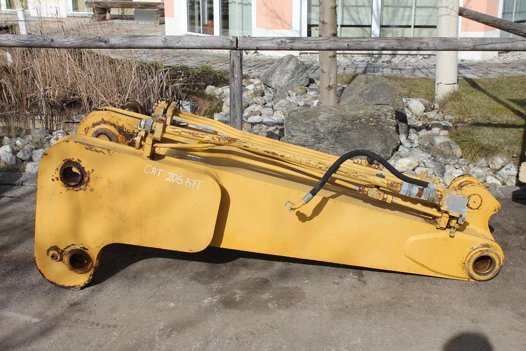 Caterpillar 206 BFT - Darugém - Kotrógép: 4 kép. Caterpillar 206 BFT - Darugém - Kotrógép: 4 kép.