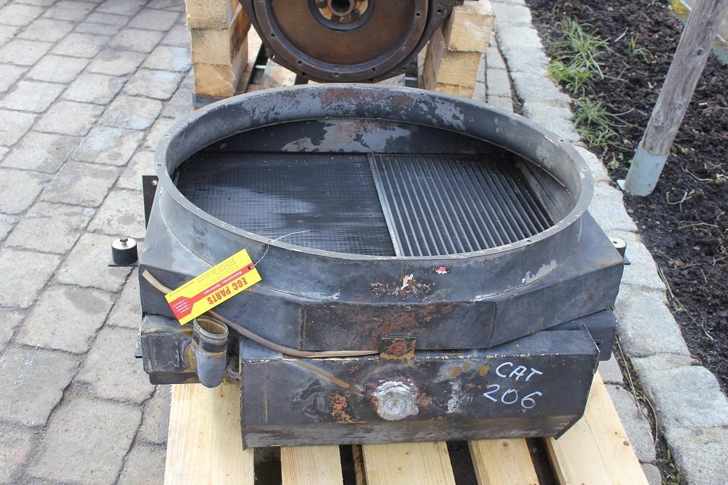 Caterpillar 206 BFT - Hűtőrendszer - Építőipari gépek: 5 kép. Caterpillar 206 BFT - Hűtőrendszer - Építőipari gépek: 5 kép.