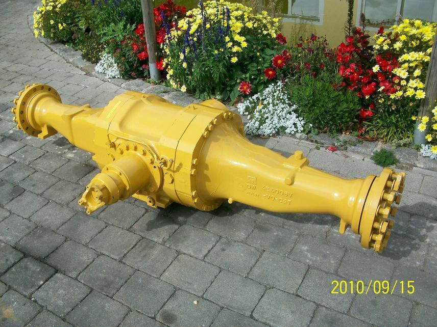 Caterpillar 936 F Lader - Tengely és alkatrészek - Építőipari gépek: 4 kép. Caterpillar 936 F Lader - Tengely és alkatrészek - Építőipari gépek: 4 kép.