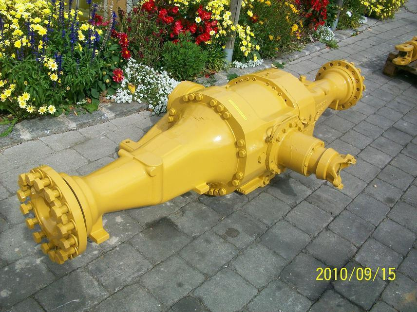 Caterpillar 936 F Lader - Tengely és alkatrészek - Építőipari gépek: 2 kép. Caterpillar 936 F Lader - Tengely és alkatrészek - Építőipari gépek: 2 kép.