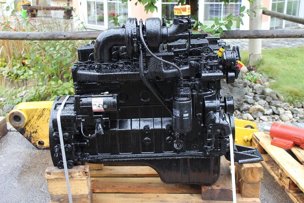Cummins 6T-590 aus Case 621 - Motor - Építőipari gépek: 5 kép. Cummins 6T-590 aus Case 621 - Motor - Építőipari gépek: 5 kép.