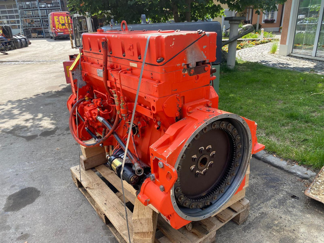 Cummins LT 10 aus O&K L45 - Motor - Építőipari gépek: 3 kép. Cummins LT 10 aus O&K L45 - Motor - Építőipari gépek: 3 kép.