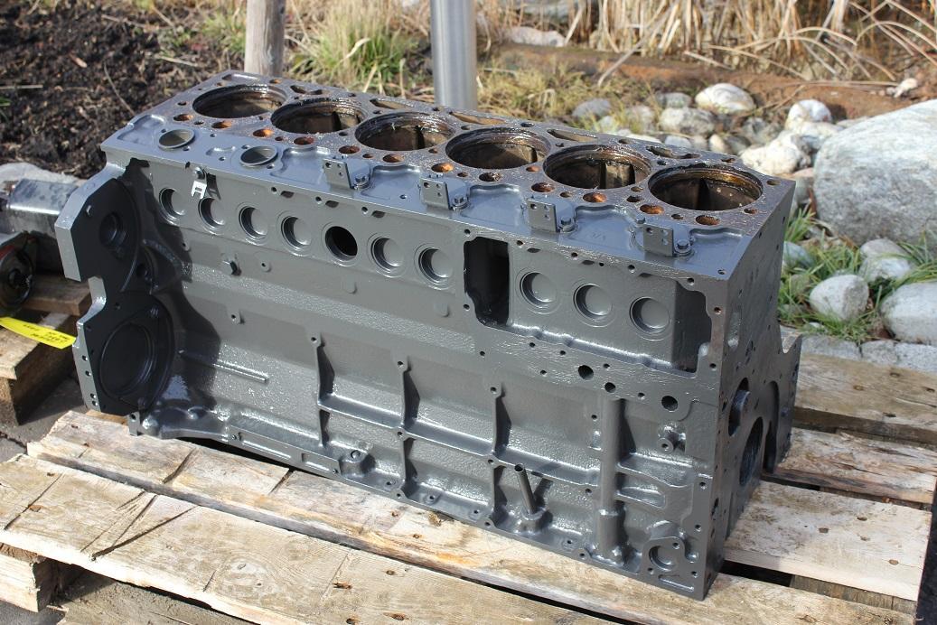 Deutz F6L 1013/ Atlas 1804 - Motor - Építőipari gépek: 2 kép. Deutz F6L 1013/ Atlas 1804 - Motor - Építőipari gépek: 2 kép.