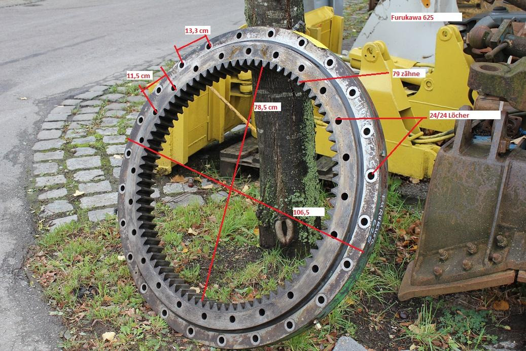 Furukawa 625 - Elforduló gyűrű - Építőipari gépek: 3 kép. Furukawa 625 - Elforduló gyűrű - Építőipari gépek: 3 kép.