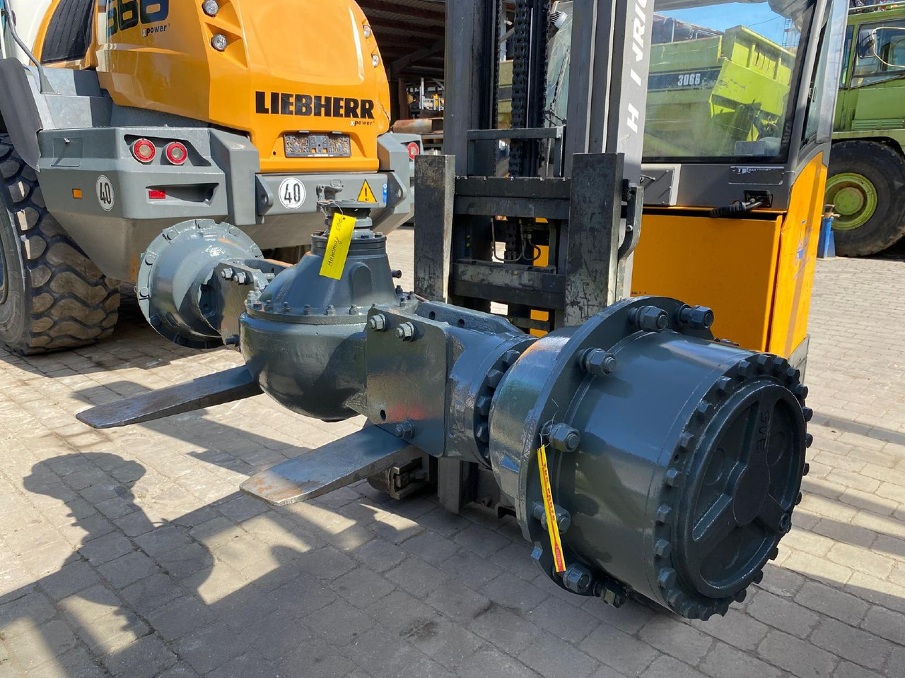 Hanomag 50E - Tengely és alkatrészek - Építőipari gépek: 2 kép. Hanomag 50E - Tengely és alkatrészek - Építőipari gépek: 2 kép.