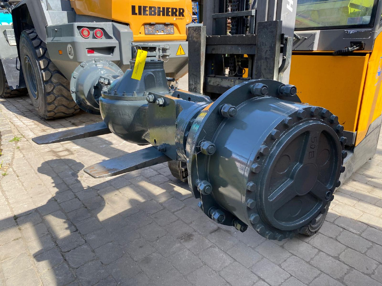 Hanomag 50E - Tengely és alkatrészek - Építőipari gépek: 4 kép. Hanomag 50E - Tengely és alkatrészek - Építőipari gépek: 4 kép.