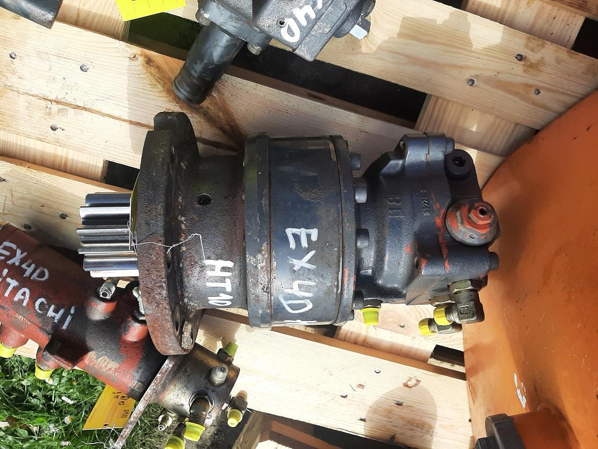 Hitachi EX 40 - Fordító motor - Építőipari gépek: 2 kép. Hitachi EX 40 - Fordító motor - Építőipari gépek: 2 kép.