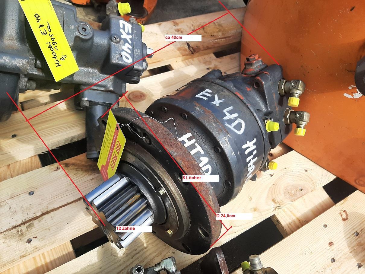 Hitachi EX 40 - Fordító motor - Építőipari gépek: 1 kép. Hitachi EX 40 - Fordító motor - Építőipari gépek: 1 kép.