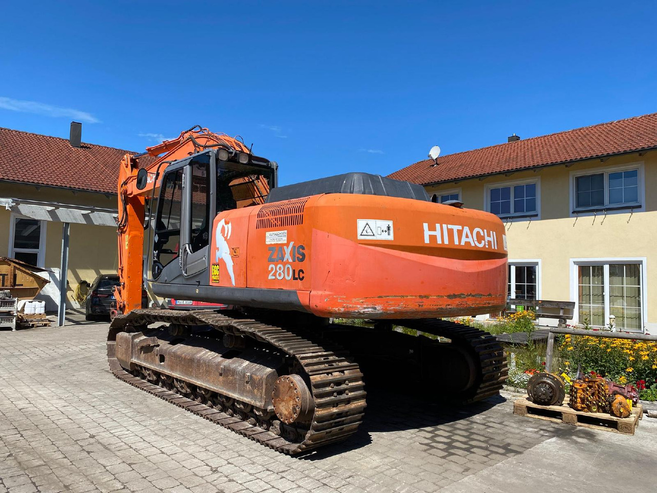 Hitachi ZX 280 LC -3 - Lánctalpas kotró: 4 kép. Hitachi ZX 280 LC -3 - Lánctalpas kotró: 4 kép.